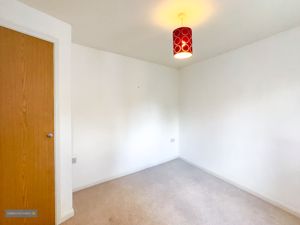 Bedroom- click for photo gallery